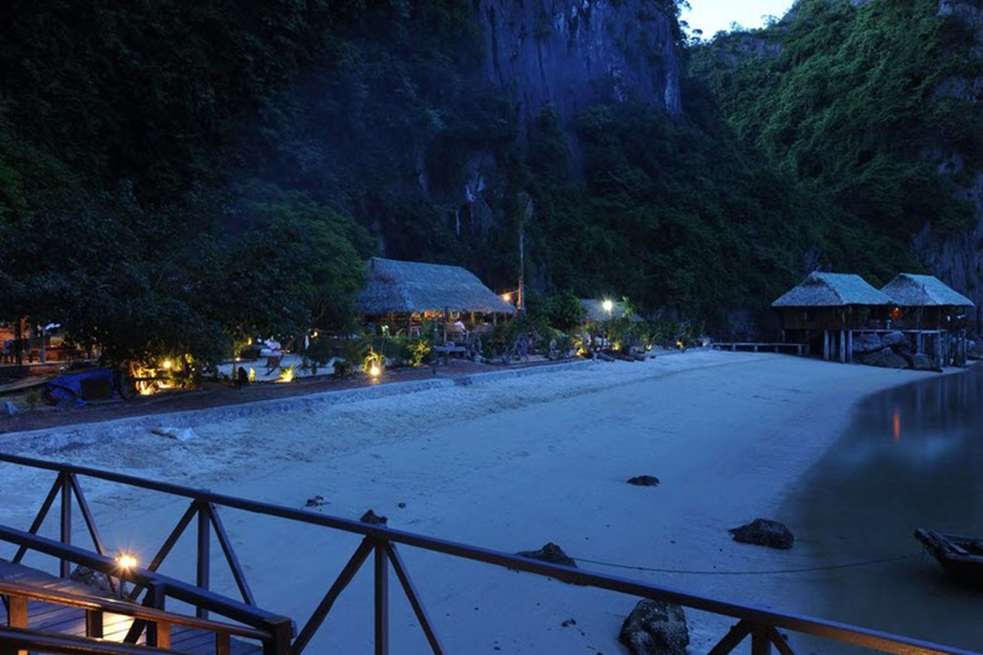 Cat Ba Sandy Beach Resort Dong Khe Sau المظهر الخارجي الصورة